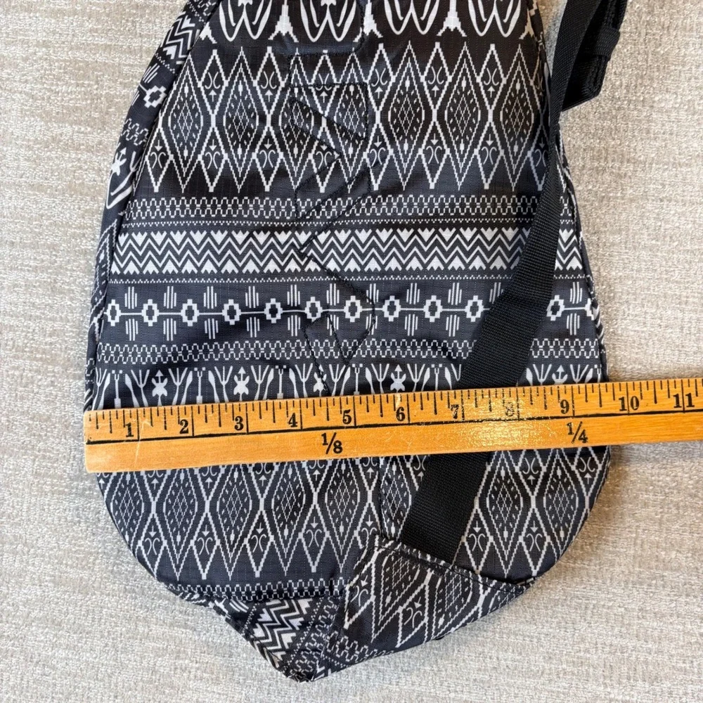 KAVU Rope Bag Black White Geometric Tribal Sling Backpack Crossbody Gorpcore